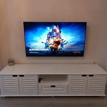 Private Apartments In White Rock Castle Balchik Bagian luar foto