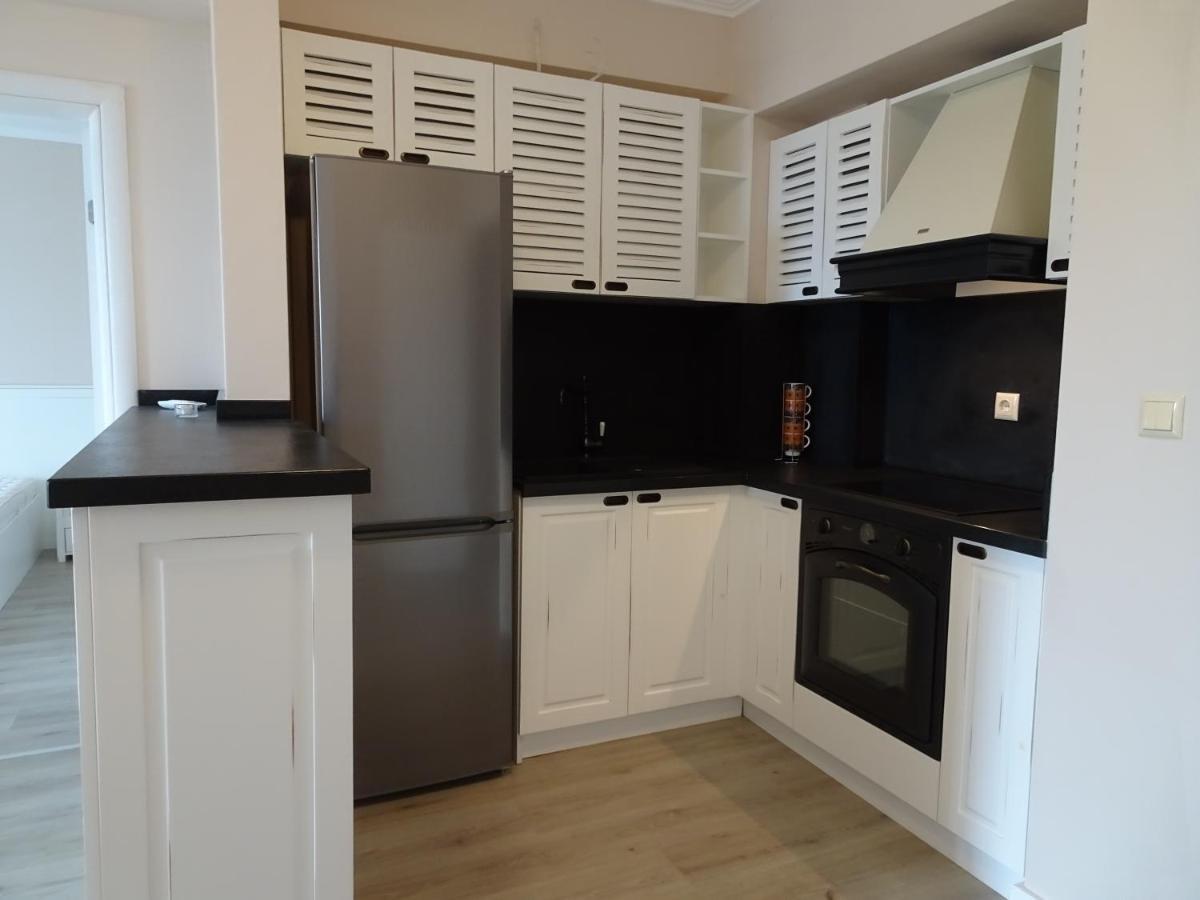 Private Apartments In White Rock Castle Balchik Bagian luar foto