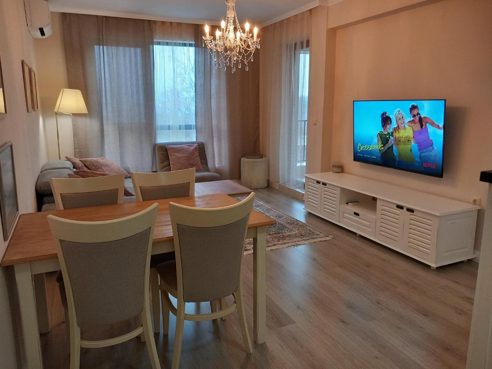 Private Apartments In White Rock Castle Balchik Bagian luar foto