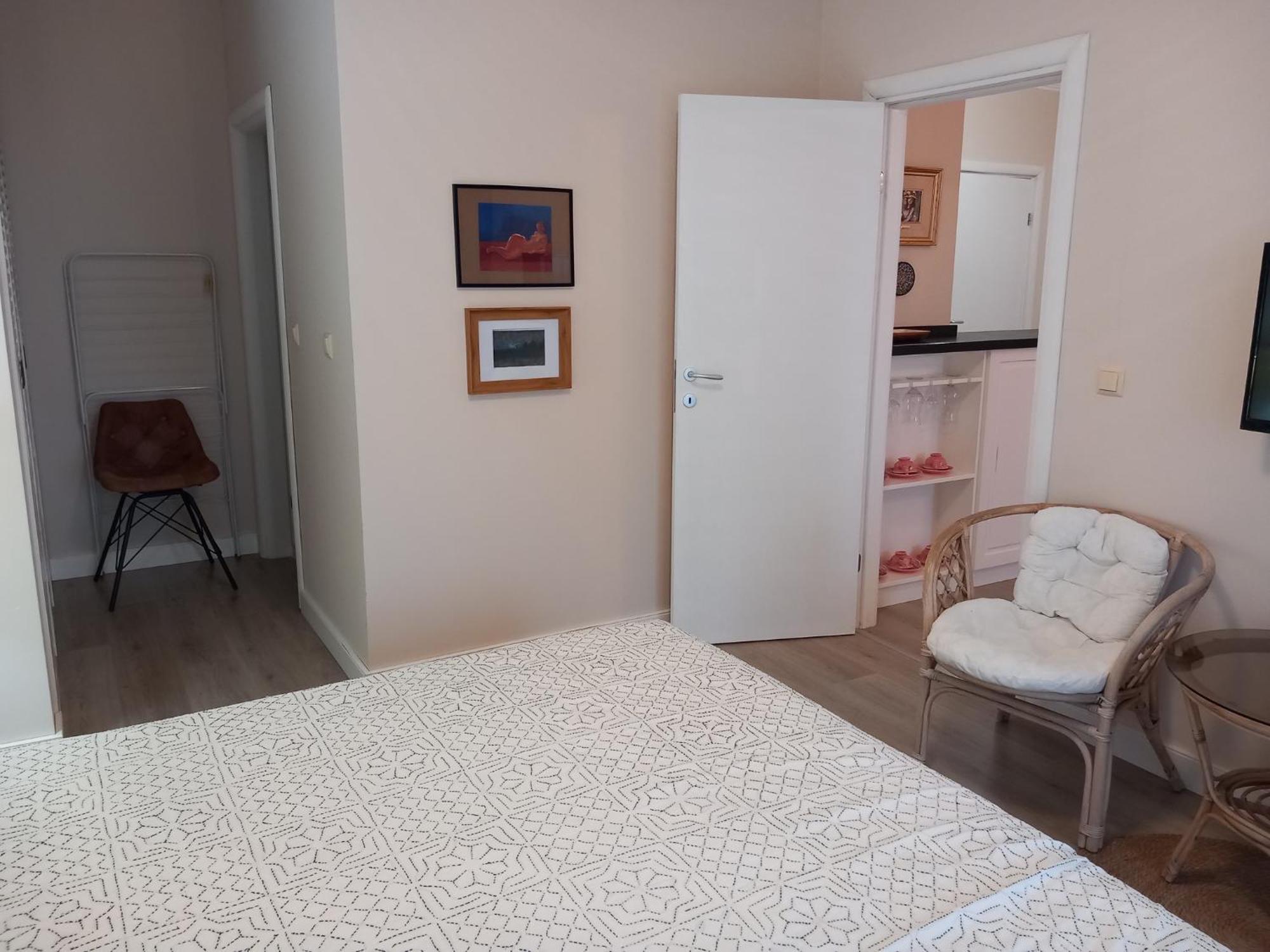 Private Apartments In White Rock Castle Balchik Bagian luar foto